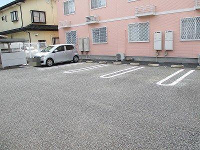 エスポワール本宿Ａ（101） 駐車場