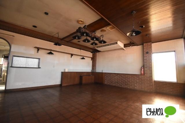 安中市郷原貸店舗（2階） 部屋画像