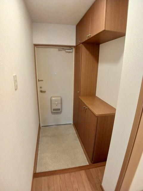 ピュアー双葉（404） 玄関