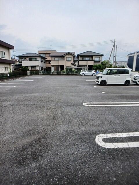 ピュアー双葉（404） 駐車場