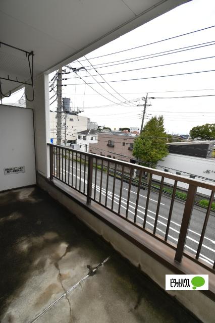 塚田ハイツ（302） バルコニー
