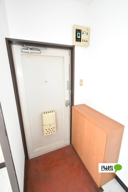 塚田ハイツ（302） 玄関