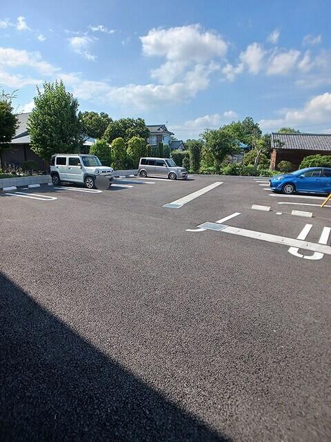 クレイドル下斎田Ｂ（101） 駐車場