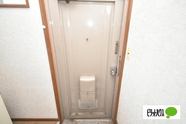 新前橋ハイツ（301） 玄関
