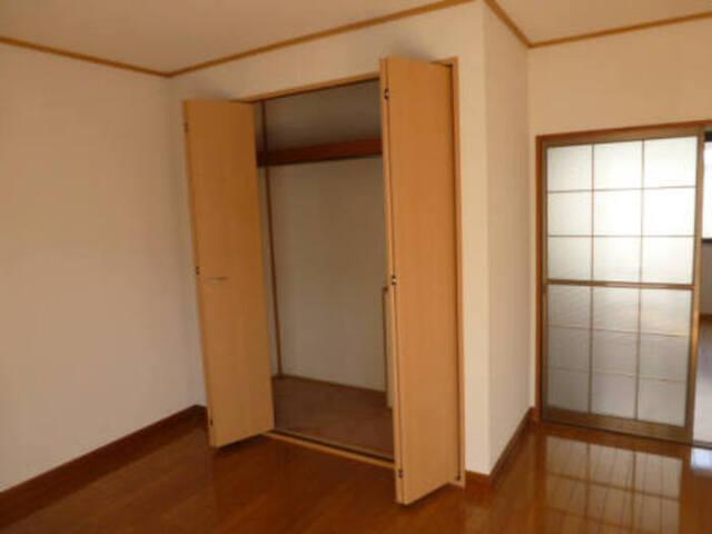 ジュネスなかじま　Ａ/Ｂ（B101） 部屋画像