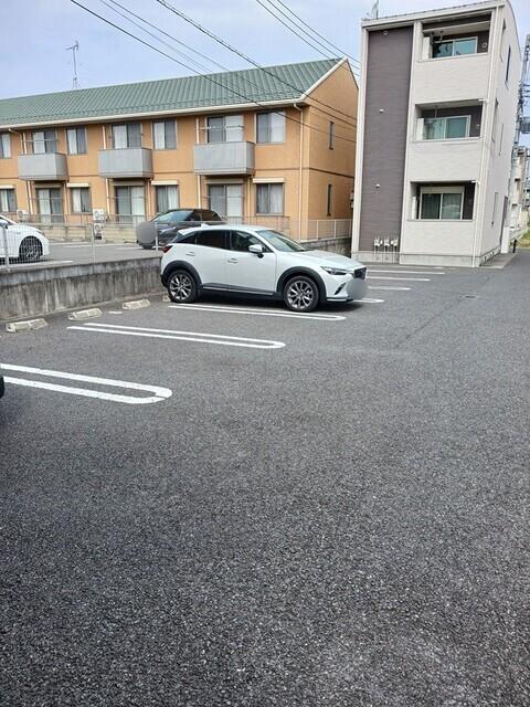 ビオーラ　Ａ（201） 駐車場