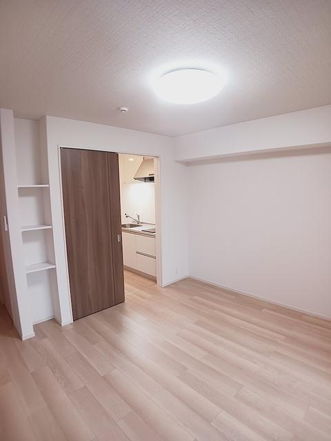 ルミネージュ（102） 玄関