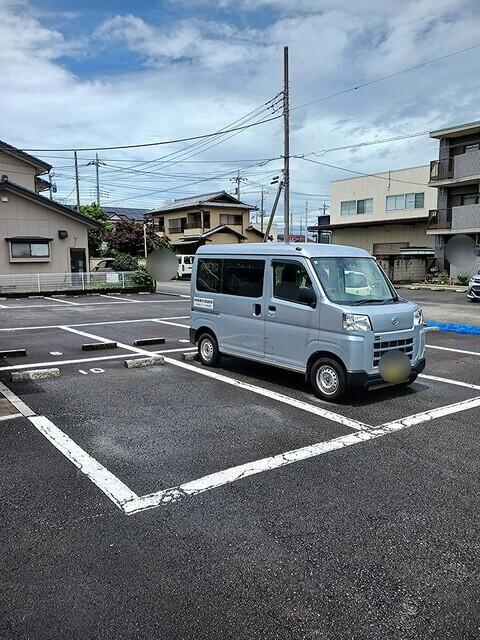 プチメゾン（102） 駐車場