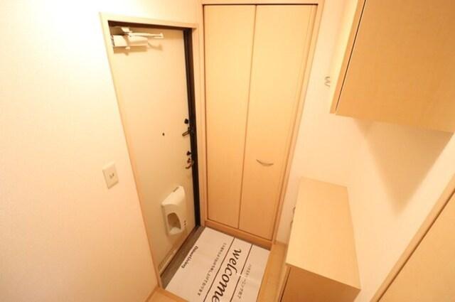 グリーンハイツ（102） 玄関