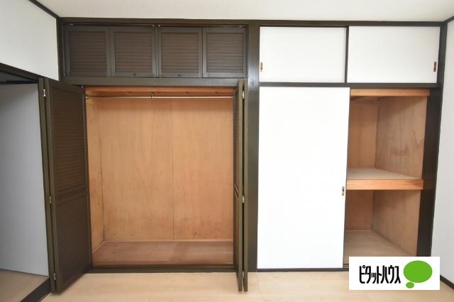 波志江町貸住宅 収納
