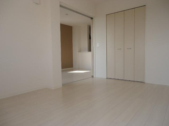 フォン・ブラウン 部屋画像