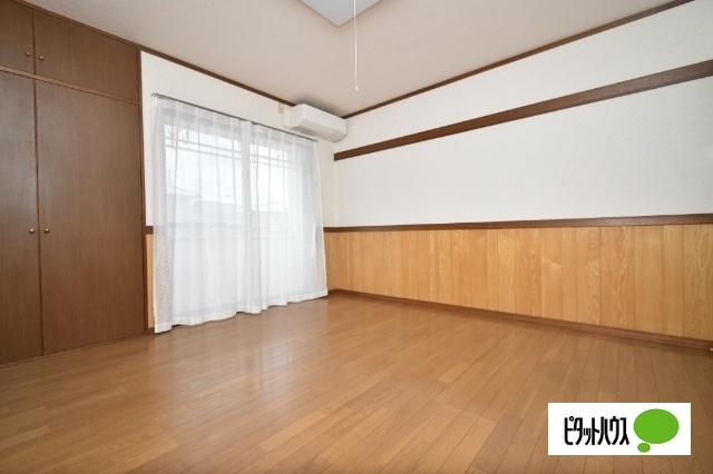 文京町山岸ハイツ（105） リビング