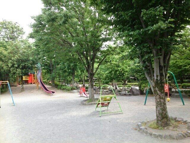 浜川運動公園：800m
