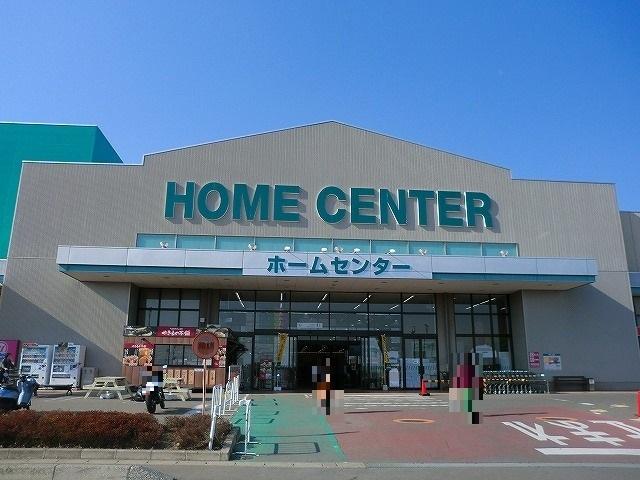カインズスーパーセンター吉岡店：2400m