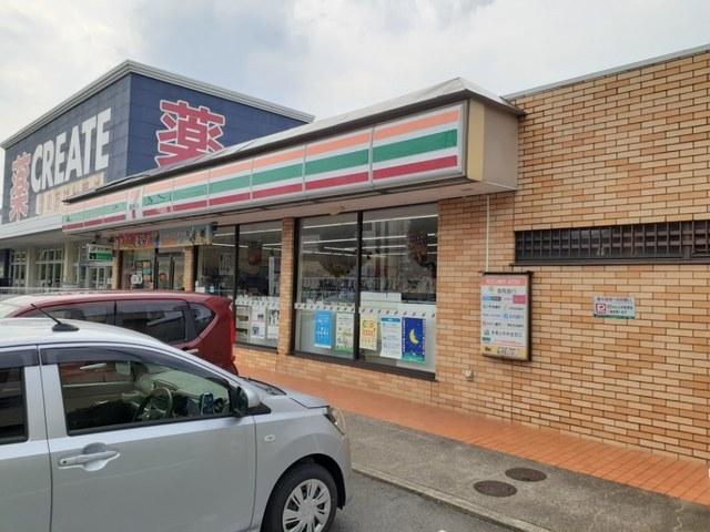 セブンイレブン前橋上小出店：210m