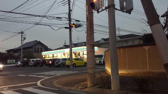 セブンイレブン前橋荒牧町店：260m