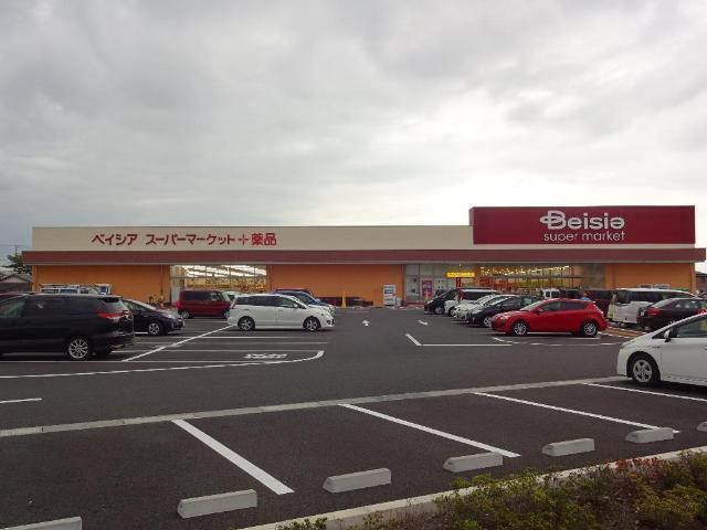 ベイシアスーパーマーケット前橋川曲店：73m