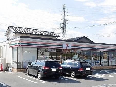 セブンイレブン南大類町店：450m