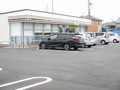 セブンイレブン前橋駒形町店：550m