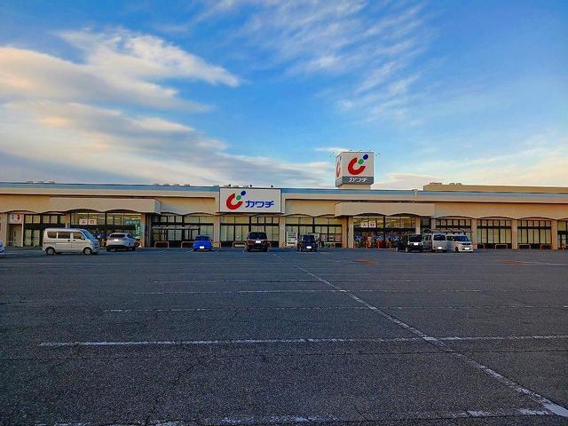カワチ薬品 伊勢崎店：2000m