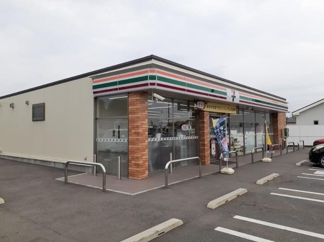 セブンイレブン前橋青梨子町店：250m