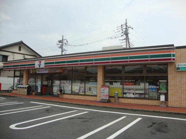 セブンイレブン高崎上小鳥町店：58m
