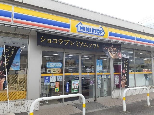 ミニストップ菅谷町店：140m