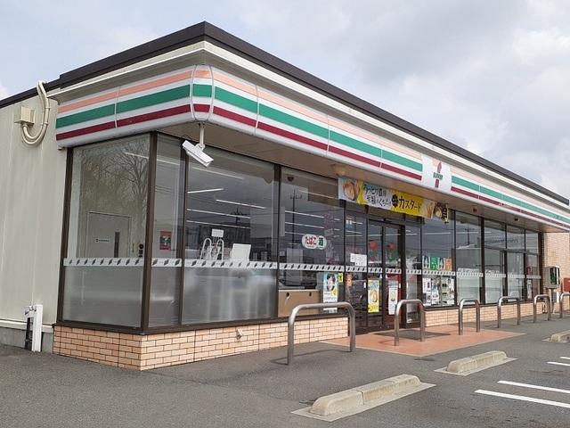 セブンイレブン菅谷町店：400m