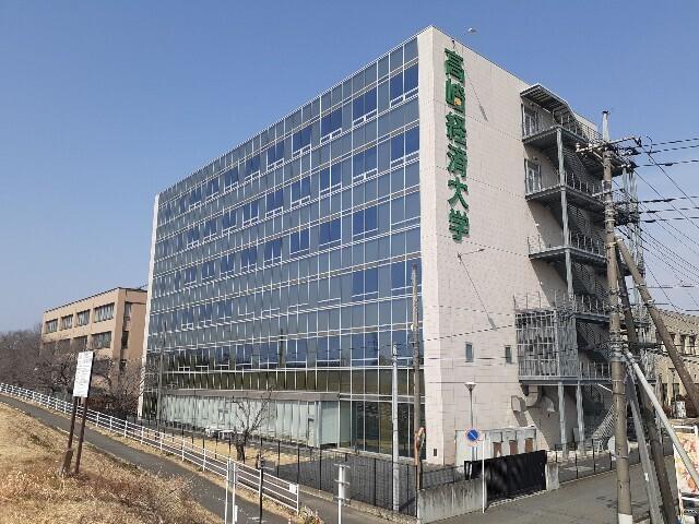 高崎経済大学：850m