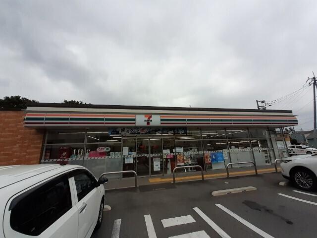 セブンイレブン前橋南町４丁目店：550m