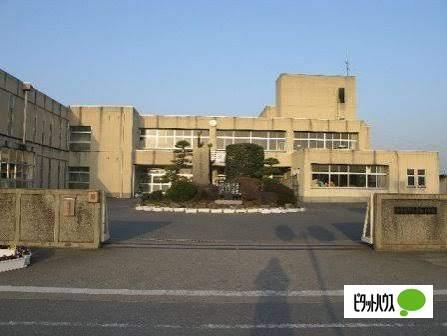 伊勢崎市立宮郷中学校：1059m