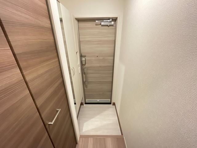 セプトガーデン古市町（205） 玄関