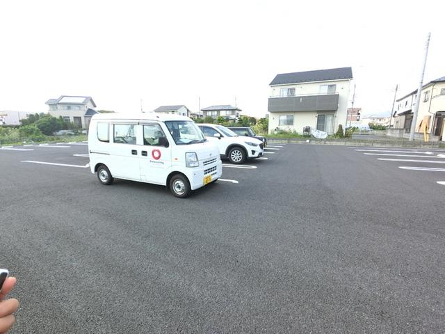 オペラハウス青柳（101） 駐車場