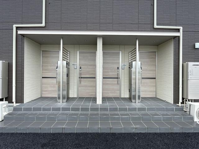 セプトガーデン古市町（205） エントランス