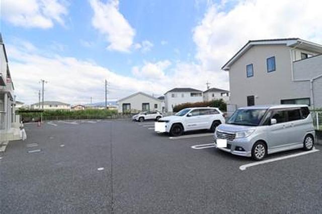 オペラハウス青柳　Ⅱ（105） 駐車場