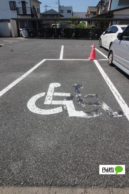 ピアビル（７A） 駐車場