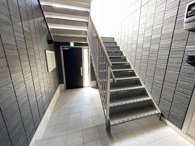 アペルタ（102） エントランス