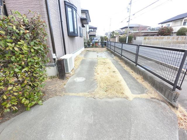 飯塚町谷一貸家住宅（001） 駐車場