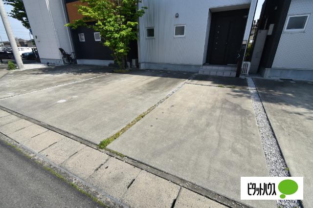 パルトネール前橋石倉町（C） 駐車場