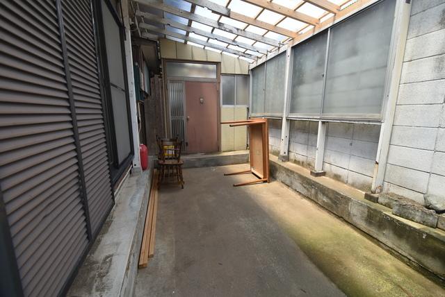 堀越町戸建て 駐車場