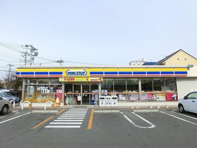 ミニストップ前橋交通公園前店：500m