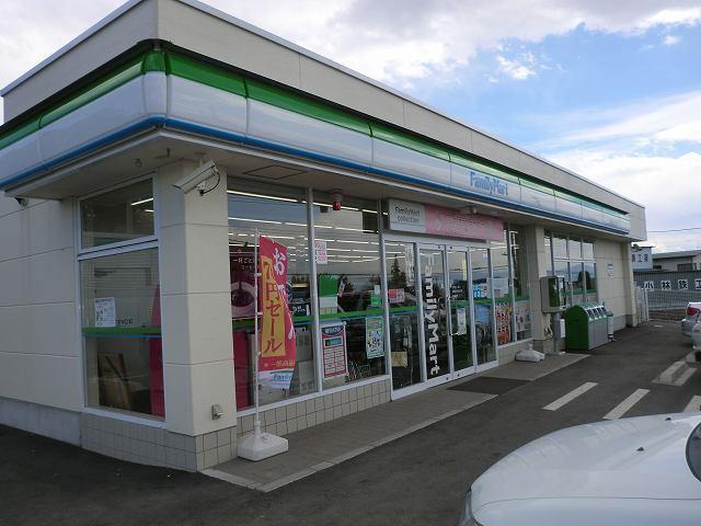 ファミリーマート富士見原之郷店：600m