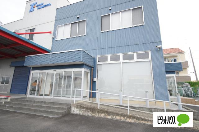 高崎新保売り事務所 エントランス