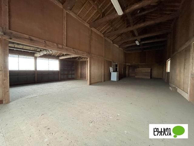 香取市大倉丁子倉庫・収納庫 部屋画像