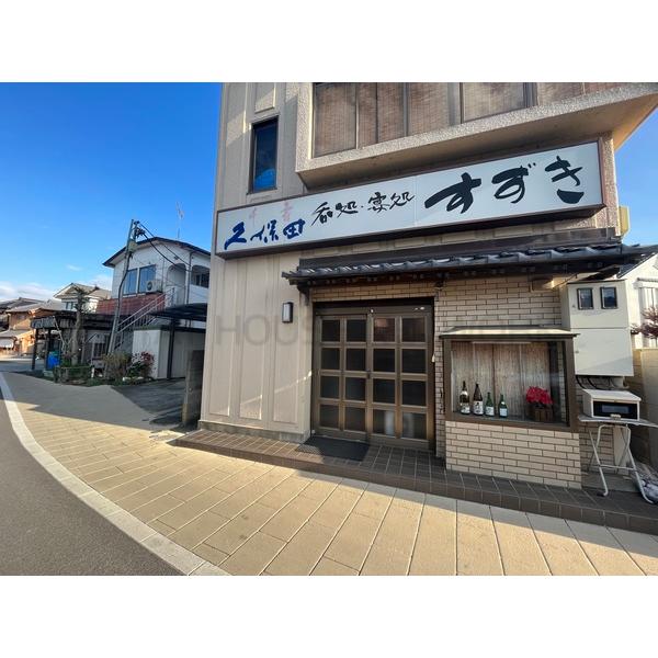 佐原の大祭で盛り上がる小野川沿いの店舗！