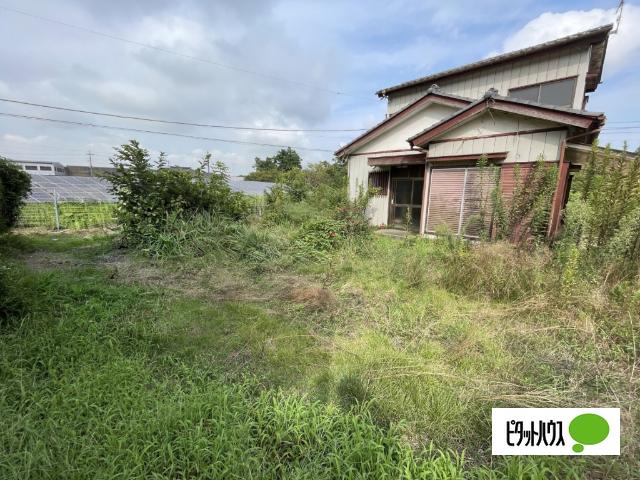 上小堀木内虫幡入会地古家付き土地 駐車場