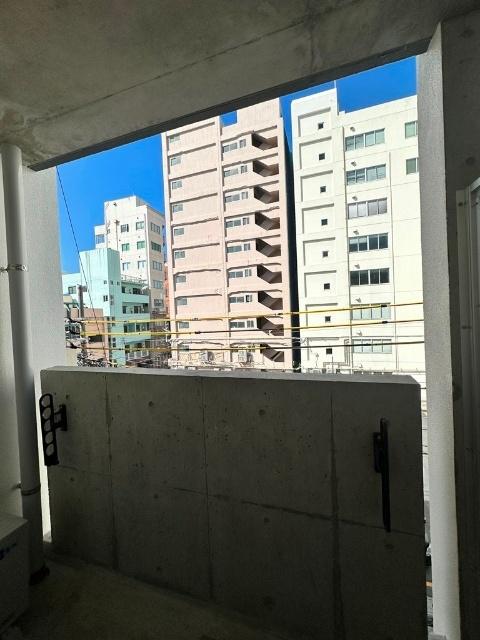ラポール久茂地（0402） バルコニー