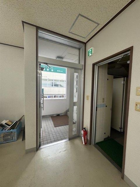 みなと薬局ビル（２Ｆ） 玄関
