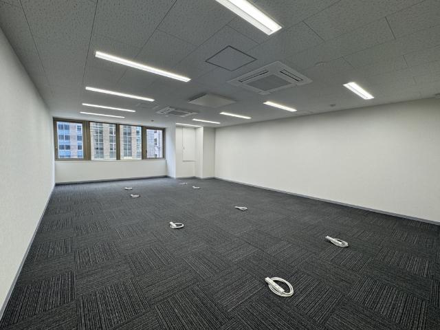 コザしんきん那覇ビル（302） 室内