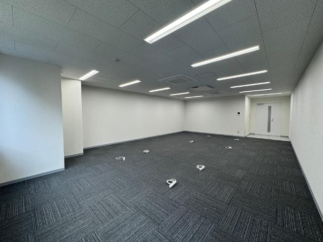 コザしんきん那覇ビル（302） 室内